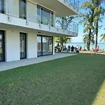Karolina Lakefront With Private Garden & *