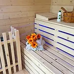 Karolina Lakefront With Private Garden & 아파트 시오포크