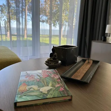 Karolina Lakefront Residence With Private Garden & Spa Апартаменты *