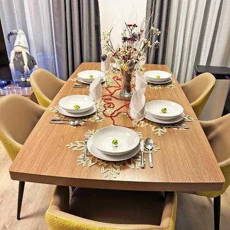 Karolina Lakefront Residence With Private Garden & Spa *